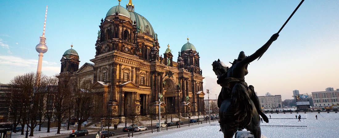 Jul i berlin sne på berliner dom